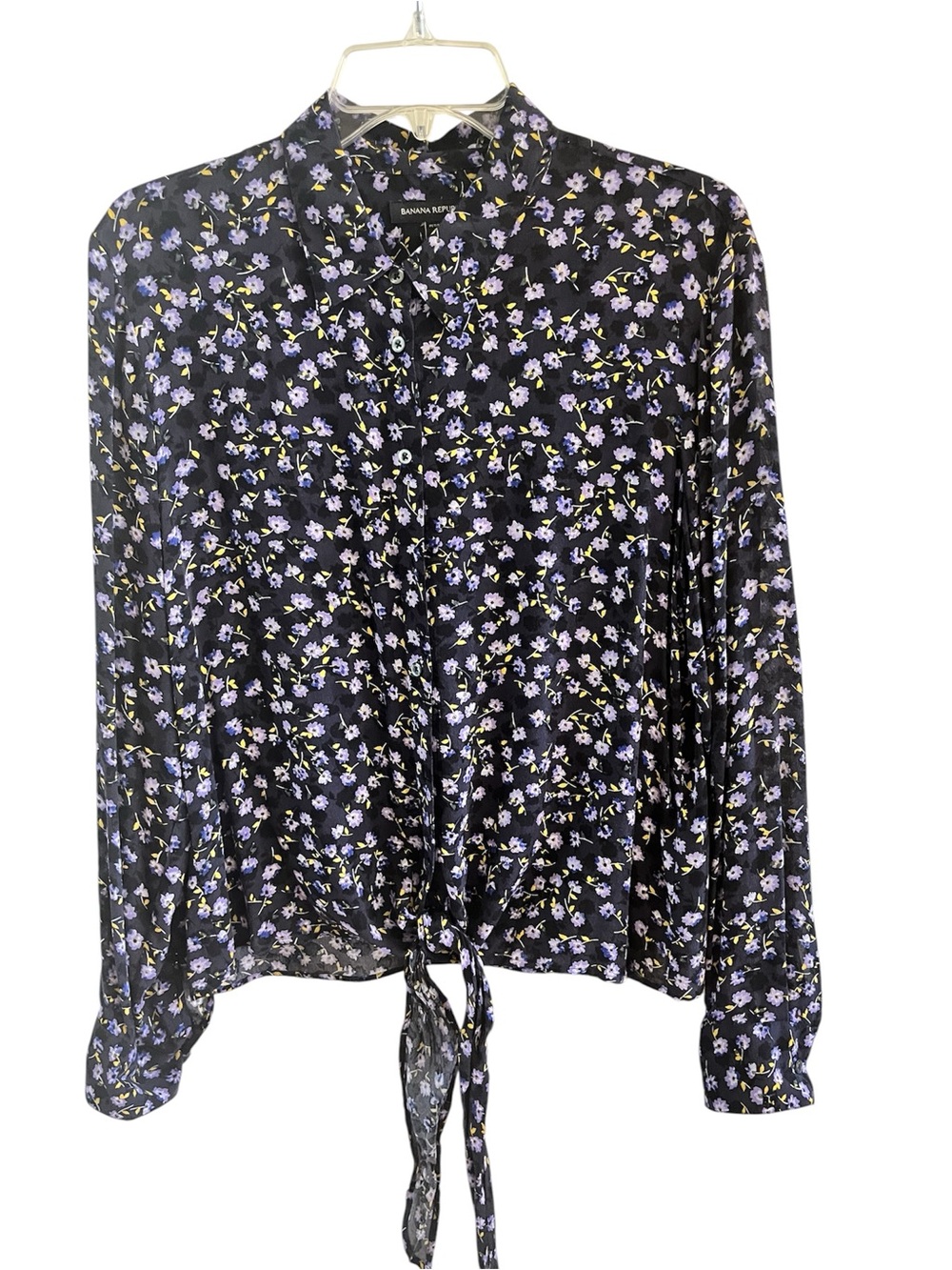 Banana Republic front tie, button up blouse, petite large